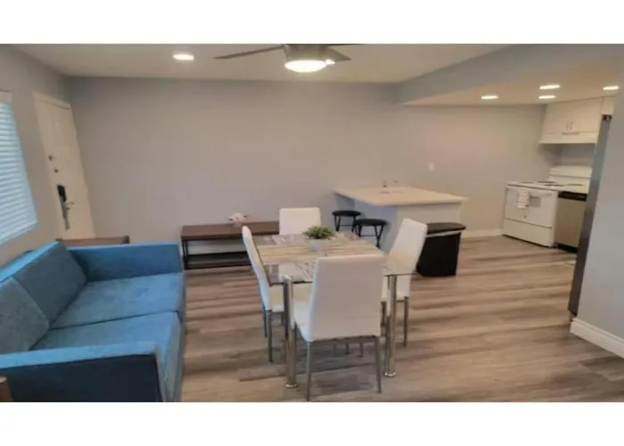 Hotel 6 Rockford, Il - Rfd Airport 2*
